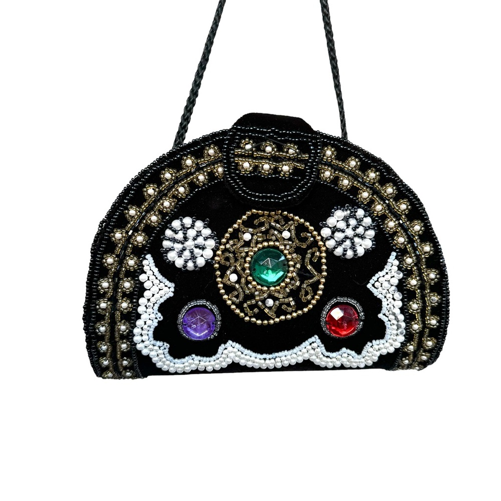 🆕 Magid Beaded Clutch Crossbody